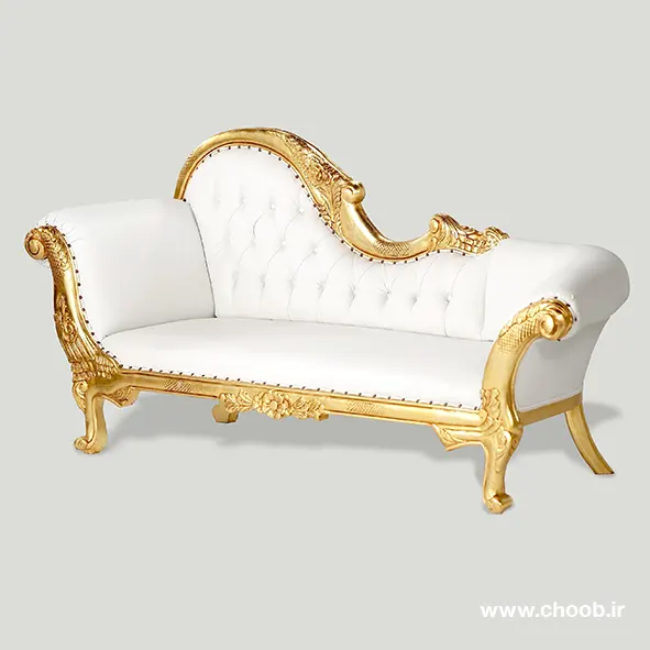 طراحی داخلی کلاسیک با مبل شزلون طلایی